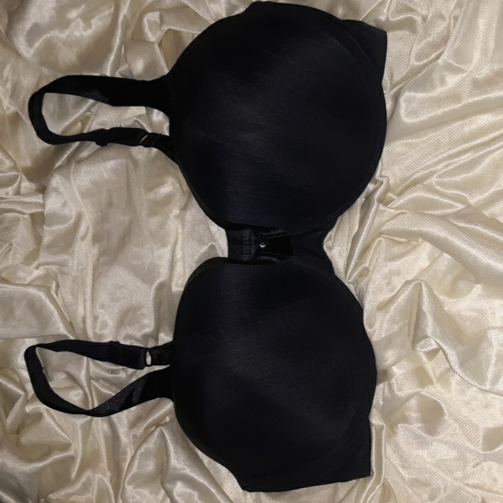 Vanity Fair 40DD Black Bra